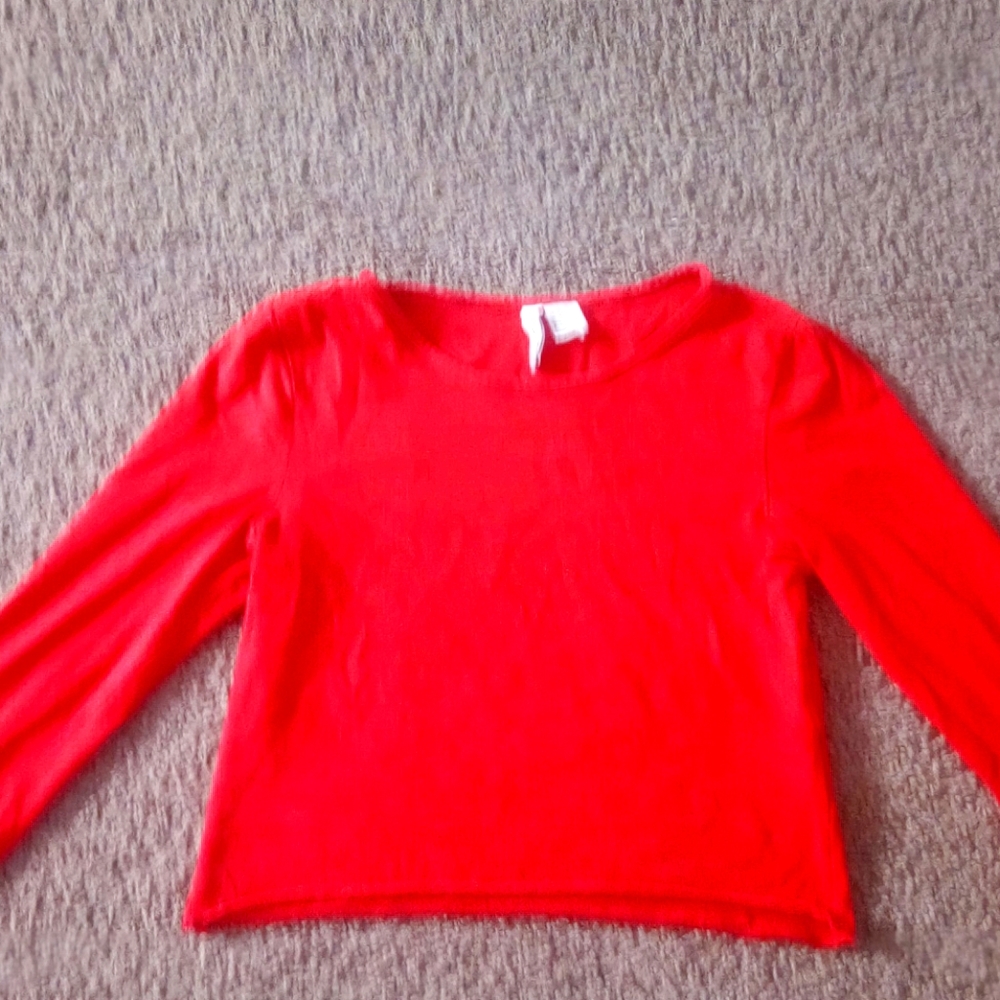 Red long sleeve crop